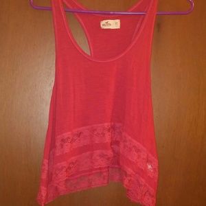 **Hollister crop top